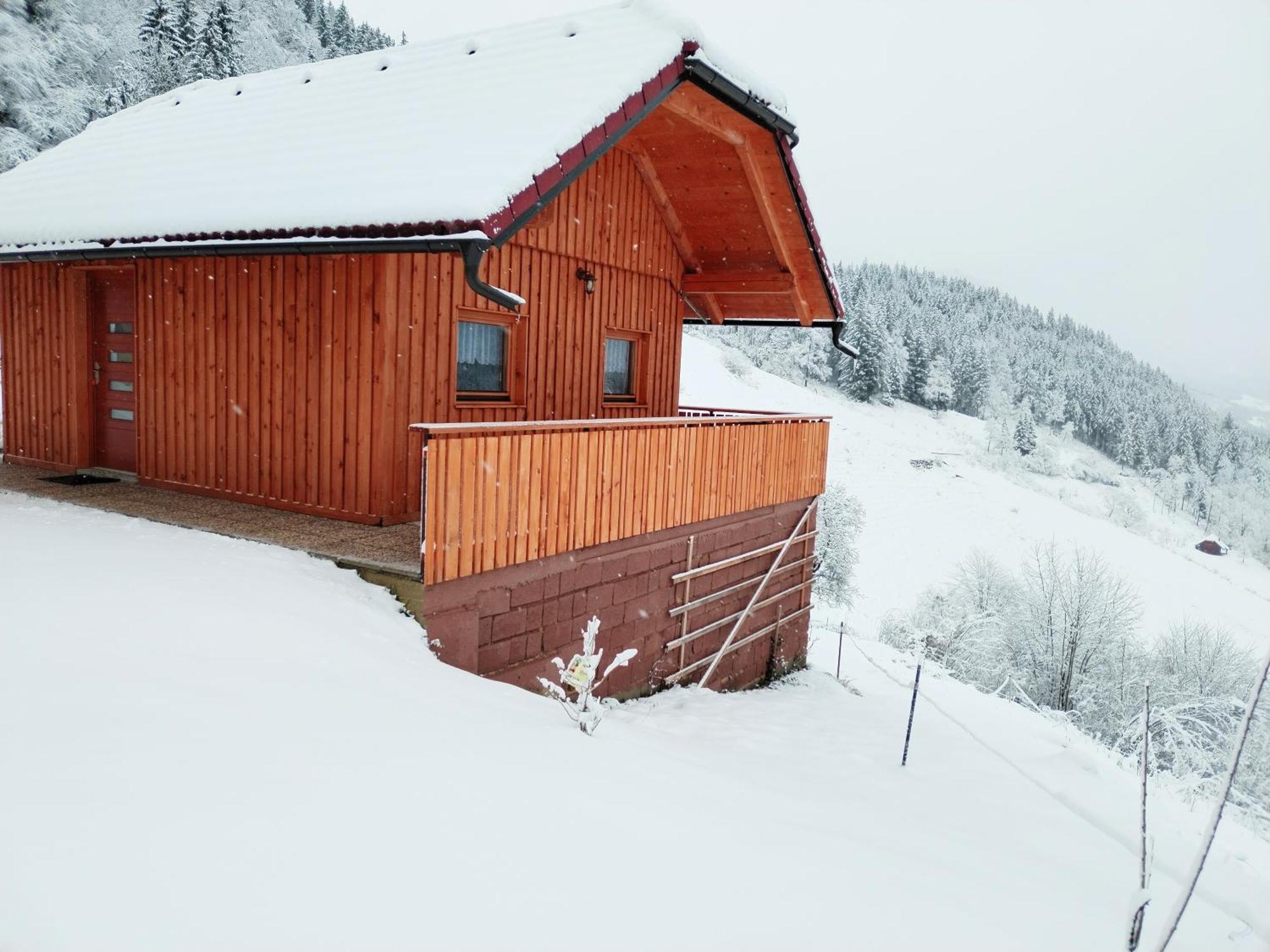 Pocitniska Hiska Lastovka Podvolovljek Exterior foto