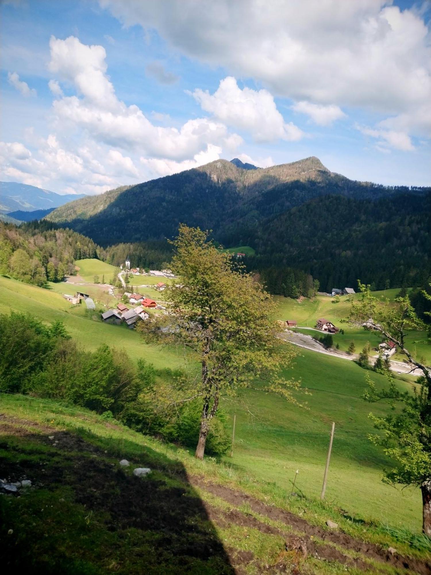 Pocitniska Hiska Lastovka Podvolovljek Exterior foto